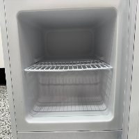 Black and Decker Mini Freezer image 3
